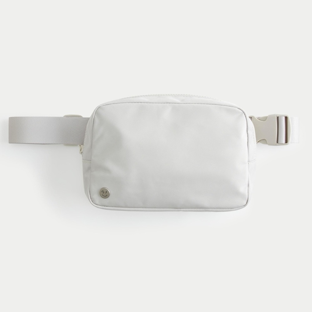 NWT Gilly Hicks Light Gray Belt Bag